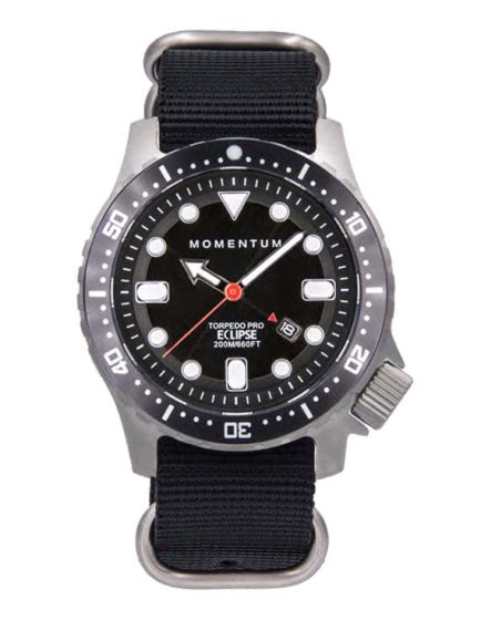 Momentum Torpedo Eclipse Solar-Herrentaucheruhr mit Saphirglas + Natoband